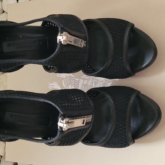 BURBERRY platform sandal - Picture 9 of 12